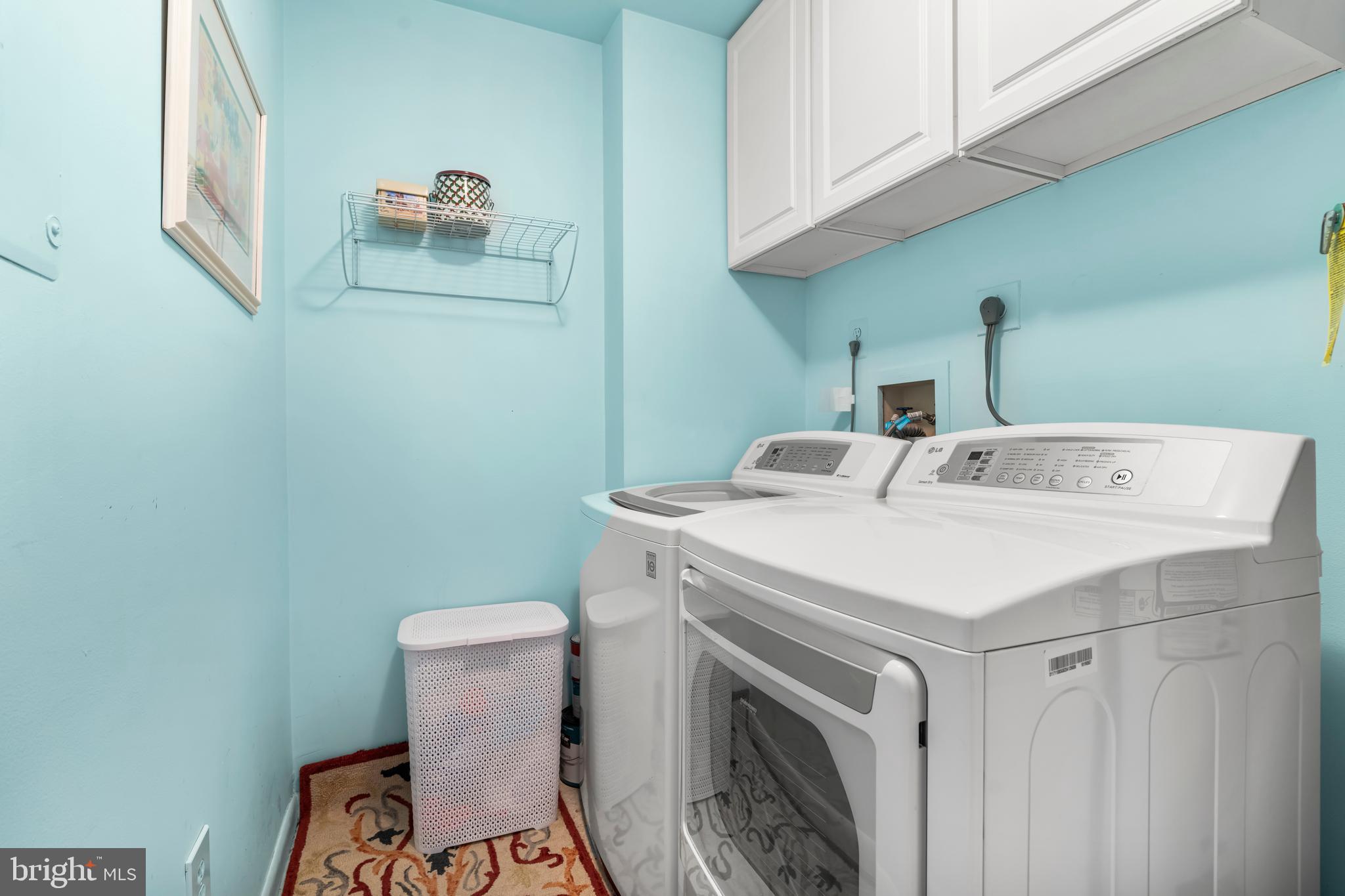 THE FALLS GARDEN - Residential