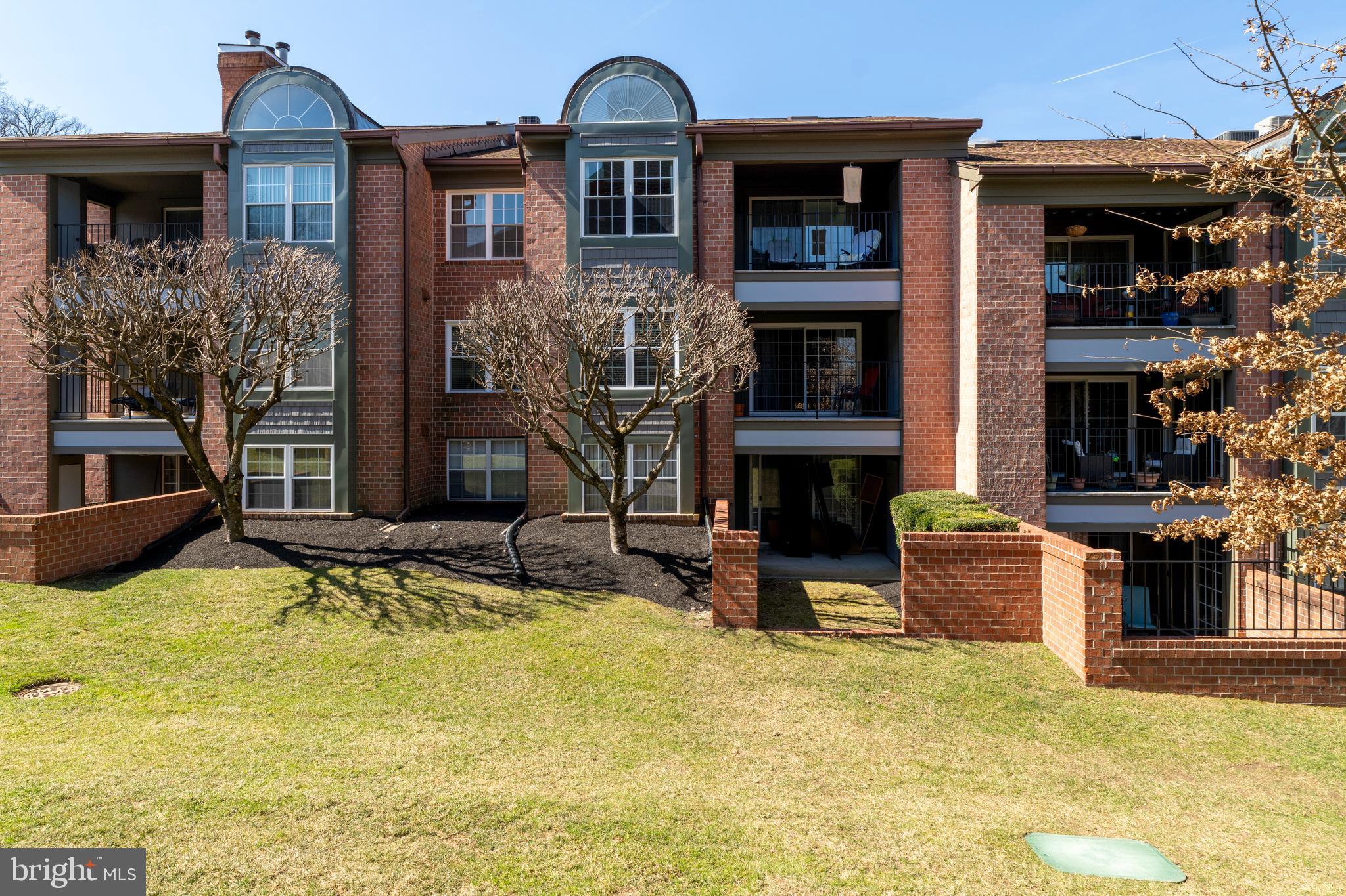 THE FALLS GARDEN - Residential