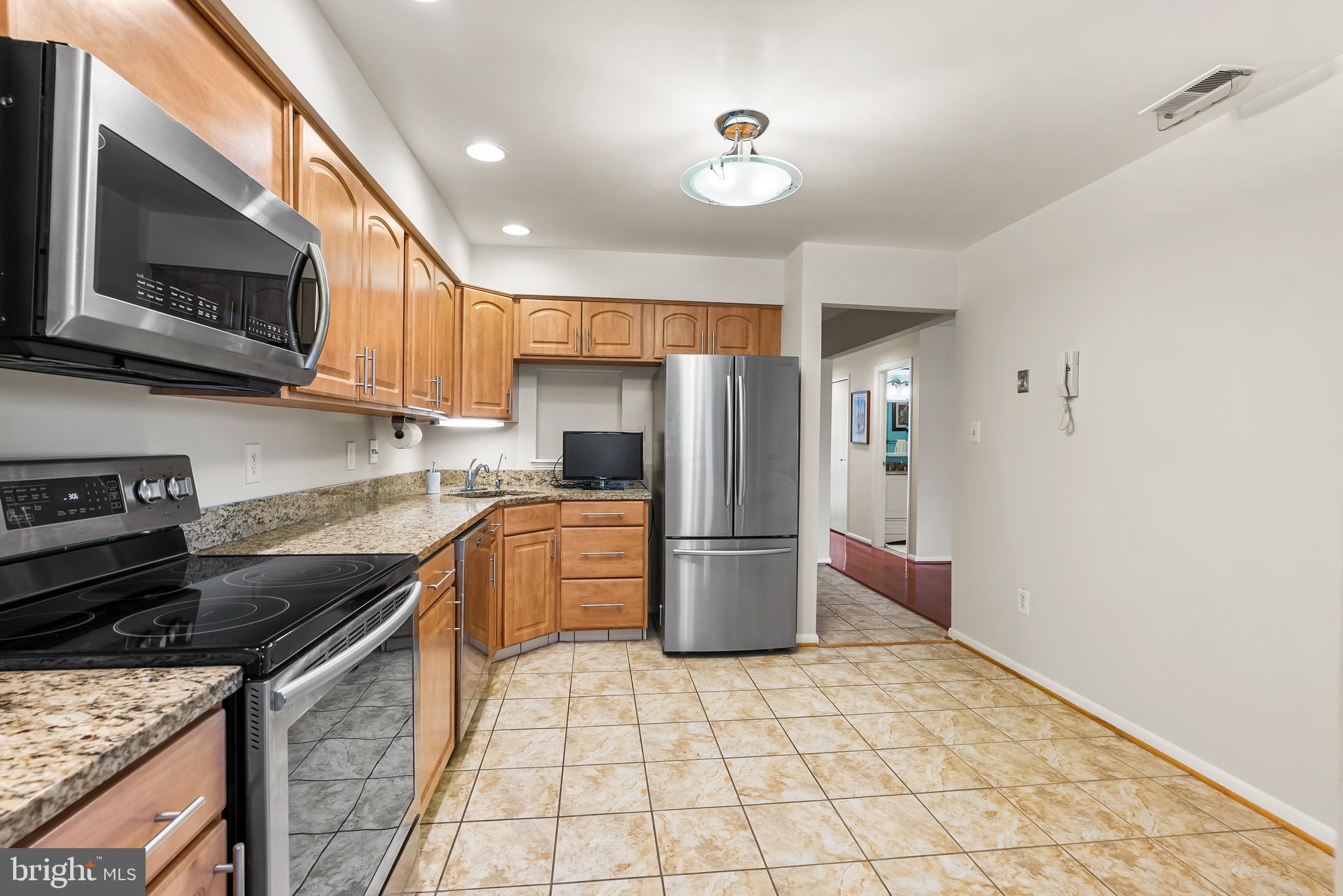 THE FALLS GARDEN - Residential