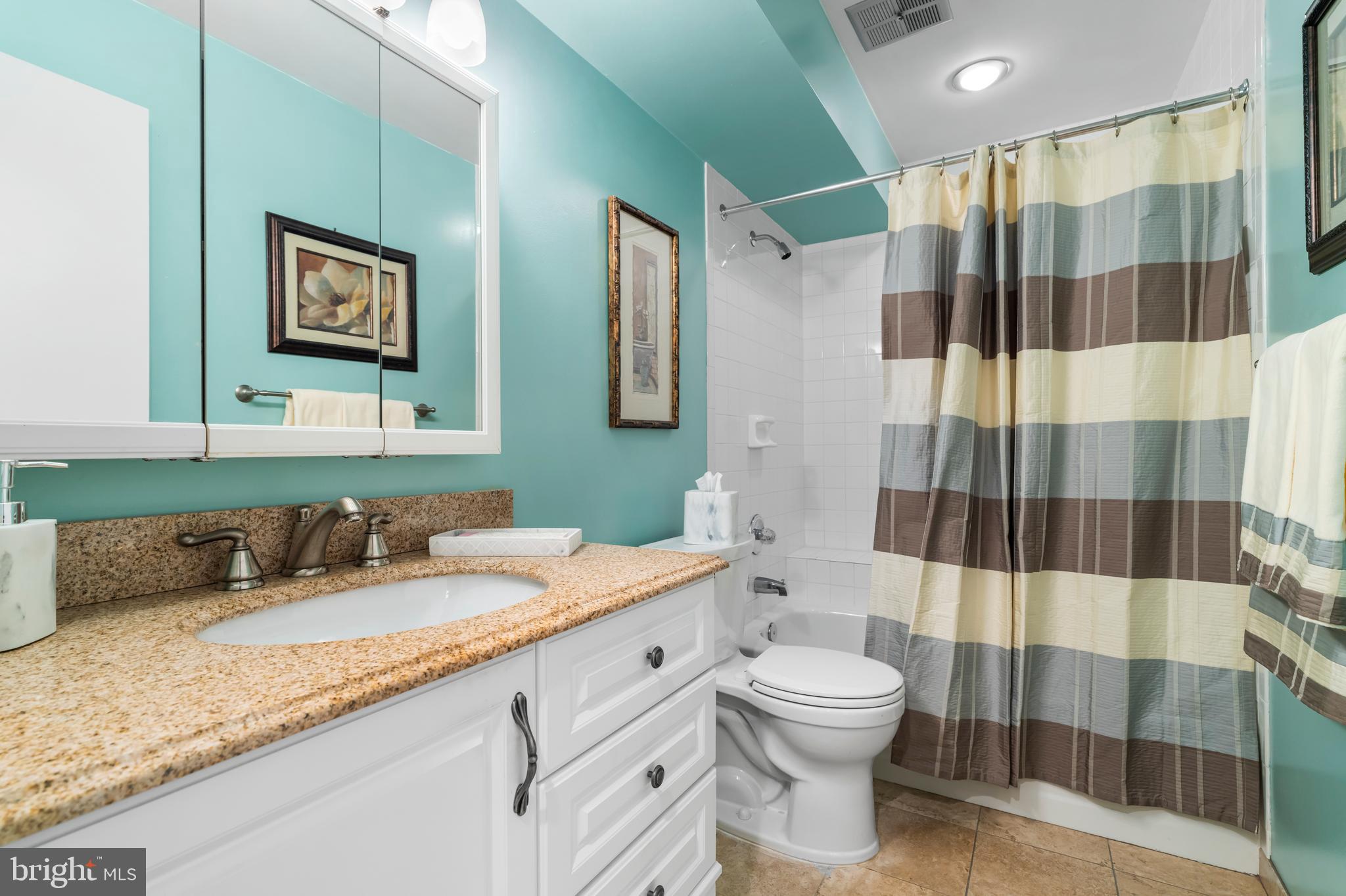 THE FALLS GARDEN - Residential