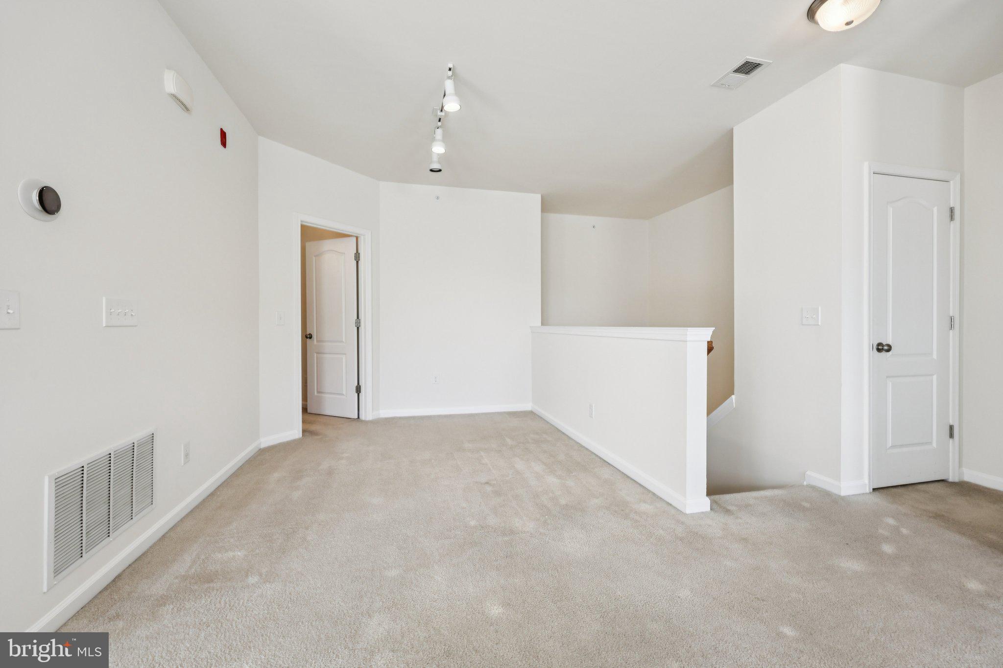 MERCER PARK CONDOMINIUM - Residential