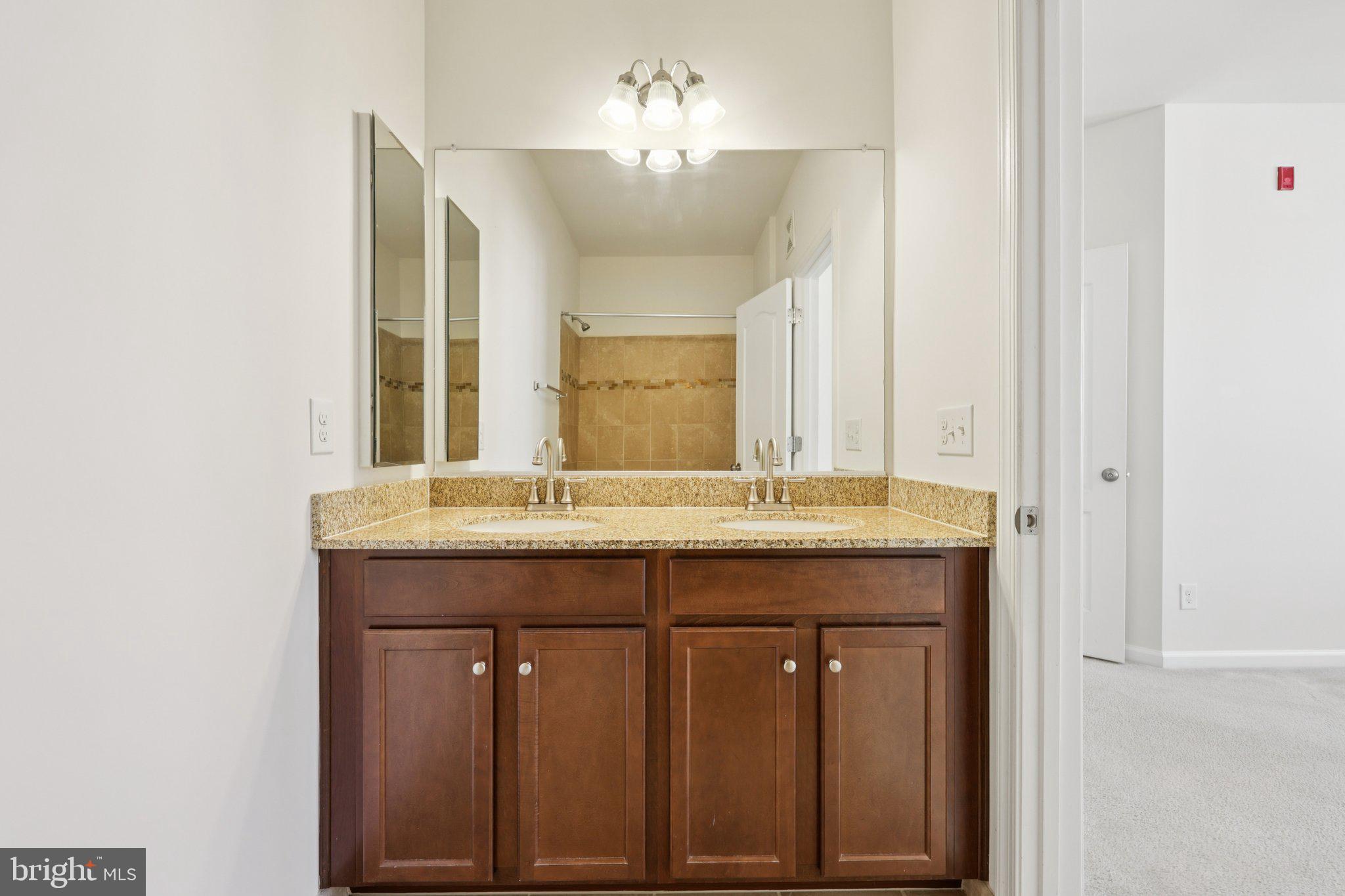 MERCER PARK CONDOMINIUM - Residential