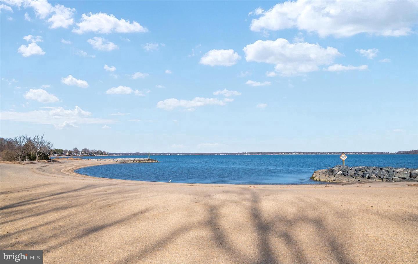 BEVERLEY BEACH - Residential