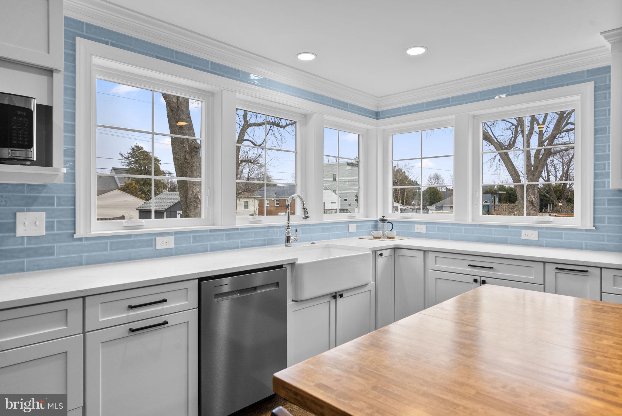 BEVERLEY BEACH - Residential