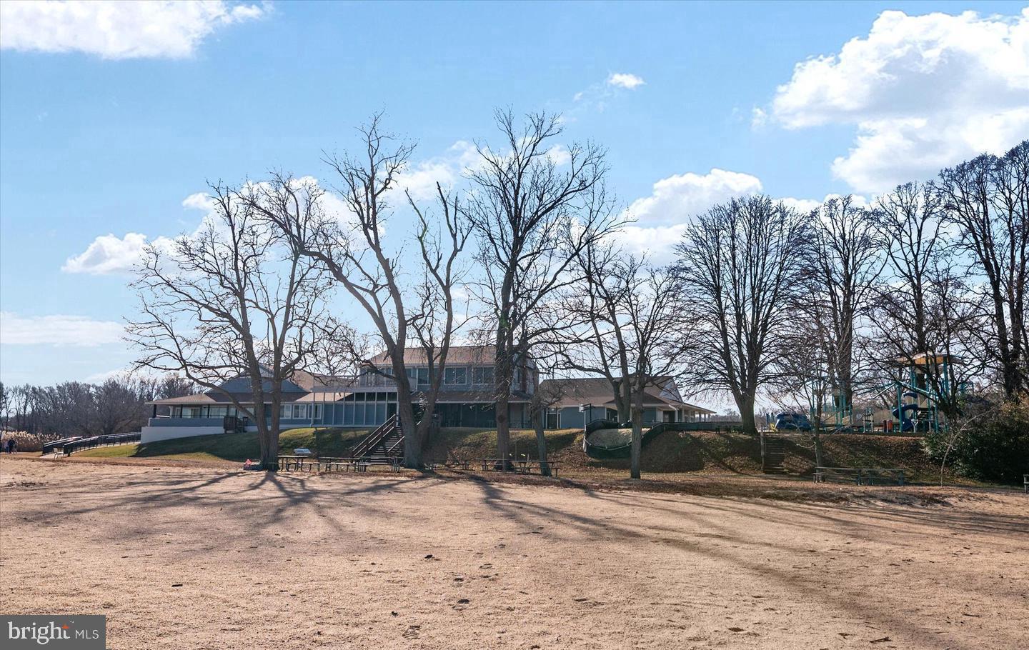 BEVERLEY BEACH - Residential