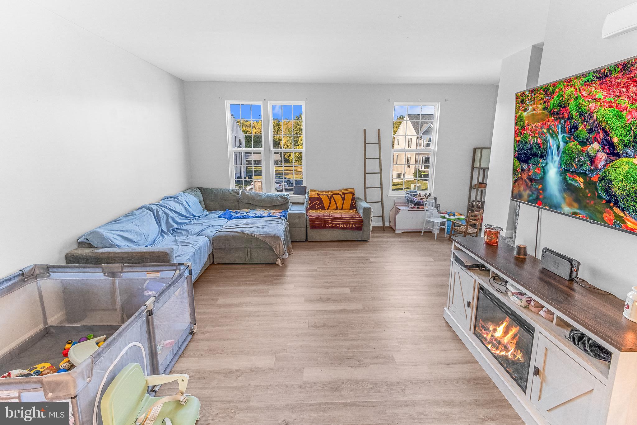 POTOMAC STATION - Residential