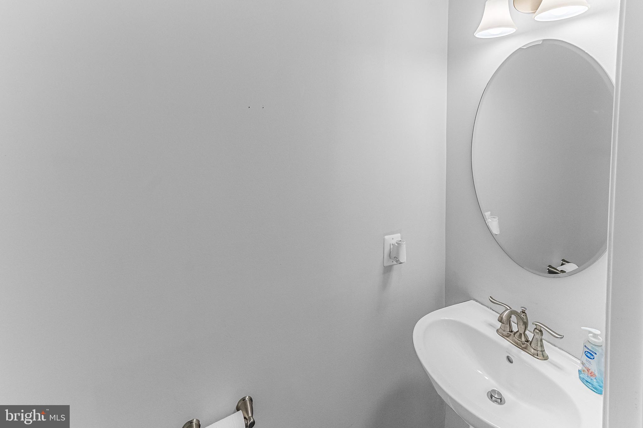 POTOMAC STATION - Residential