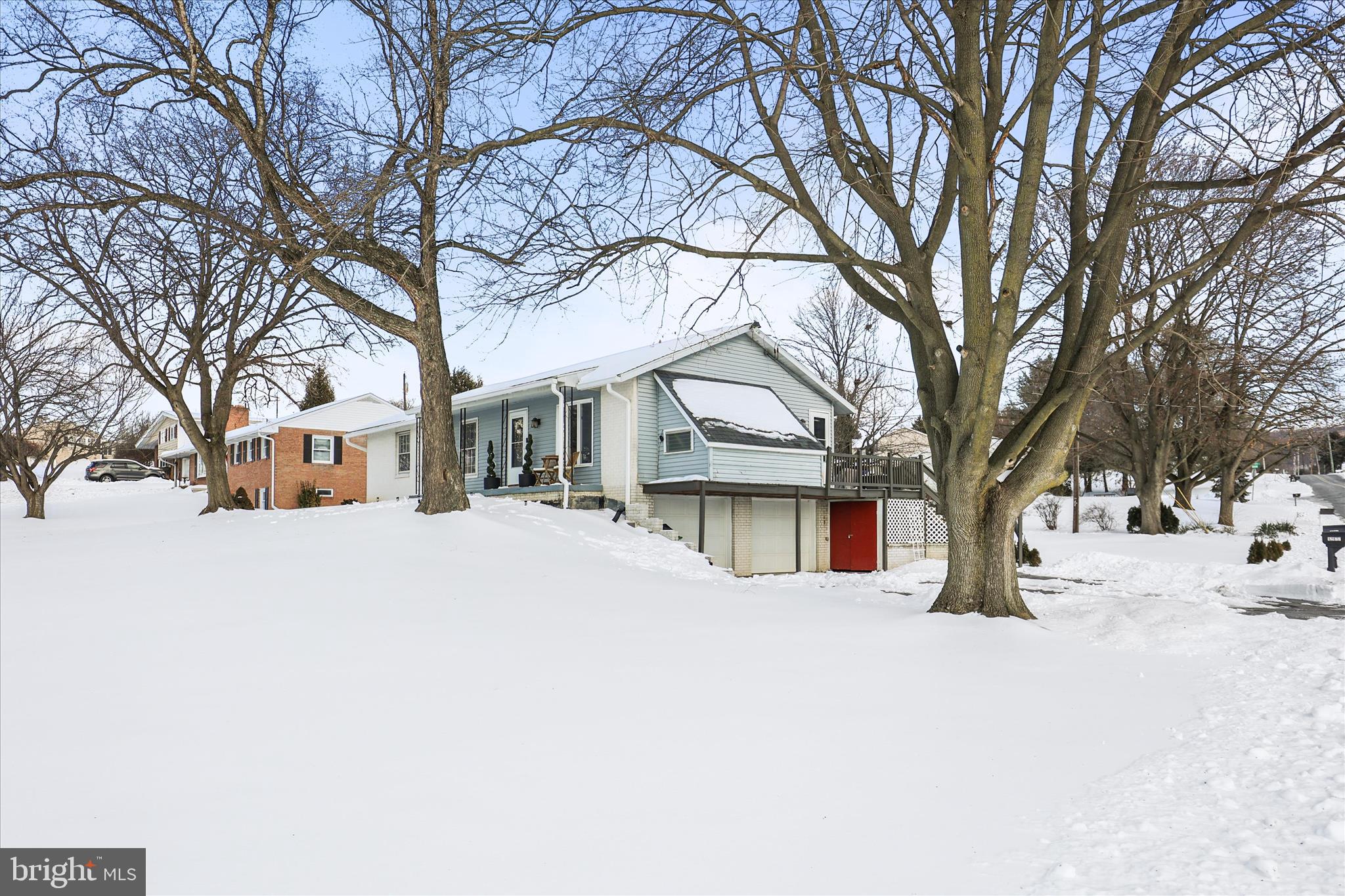 12177 OLD PEN MAR ROAD N