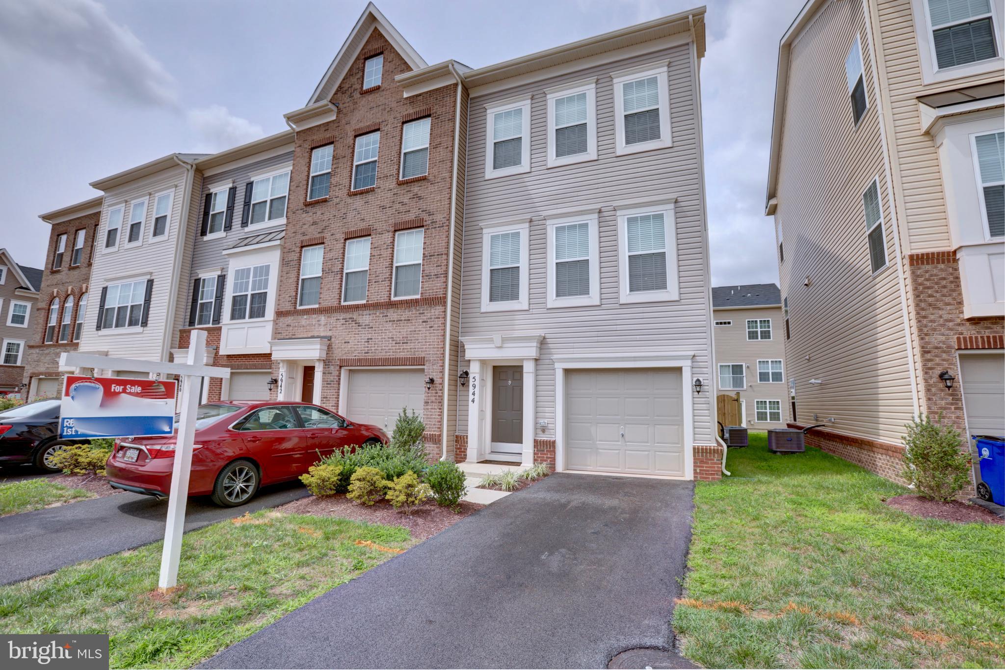 JEFFERSON PLACE - Residential