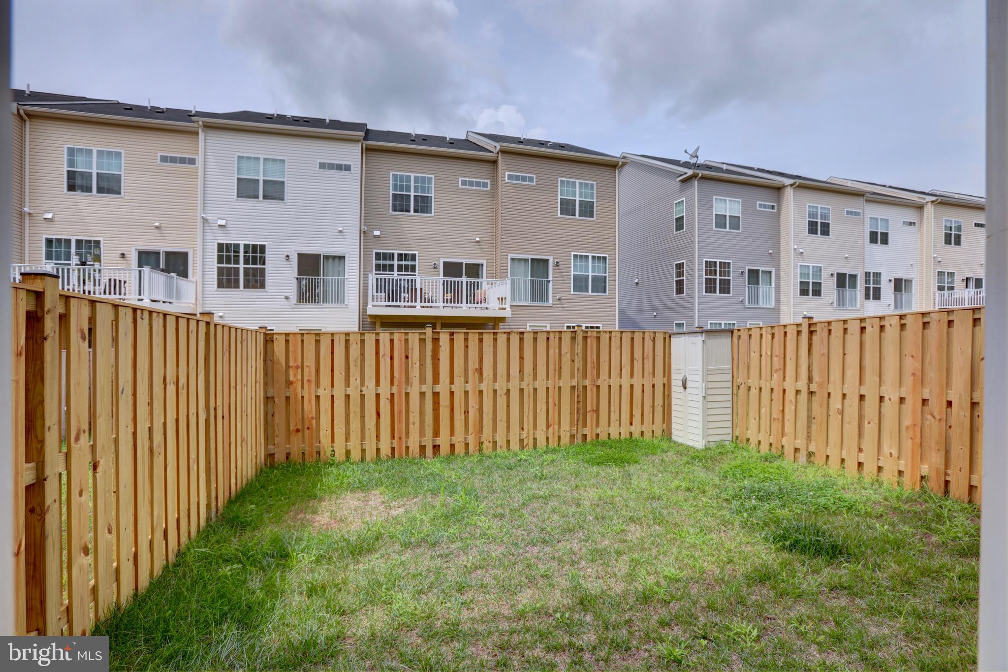 JEFFERSON PLACE - Residential