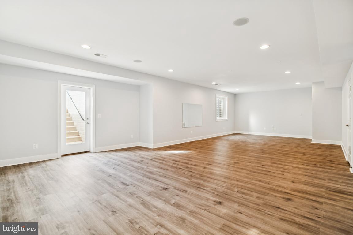 EVERGREEN VILLAGE - Residential