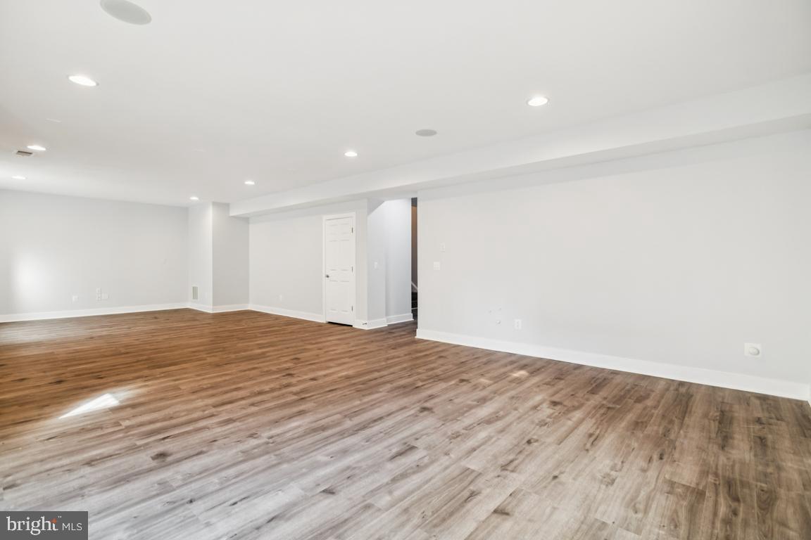 EVERGREEN VILLAGE - Residential