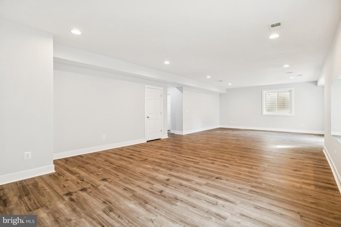 EVERGREEN VILLAGE - Residential