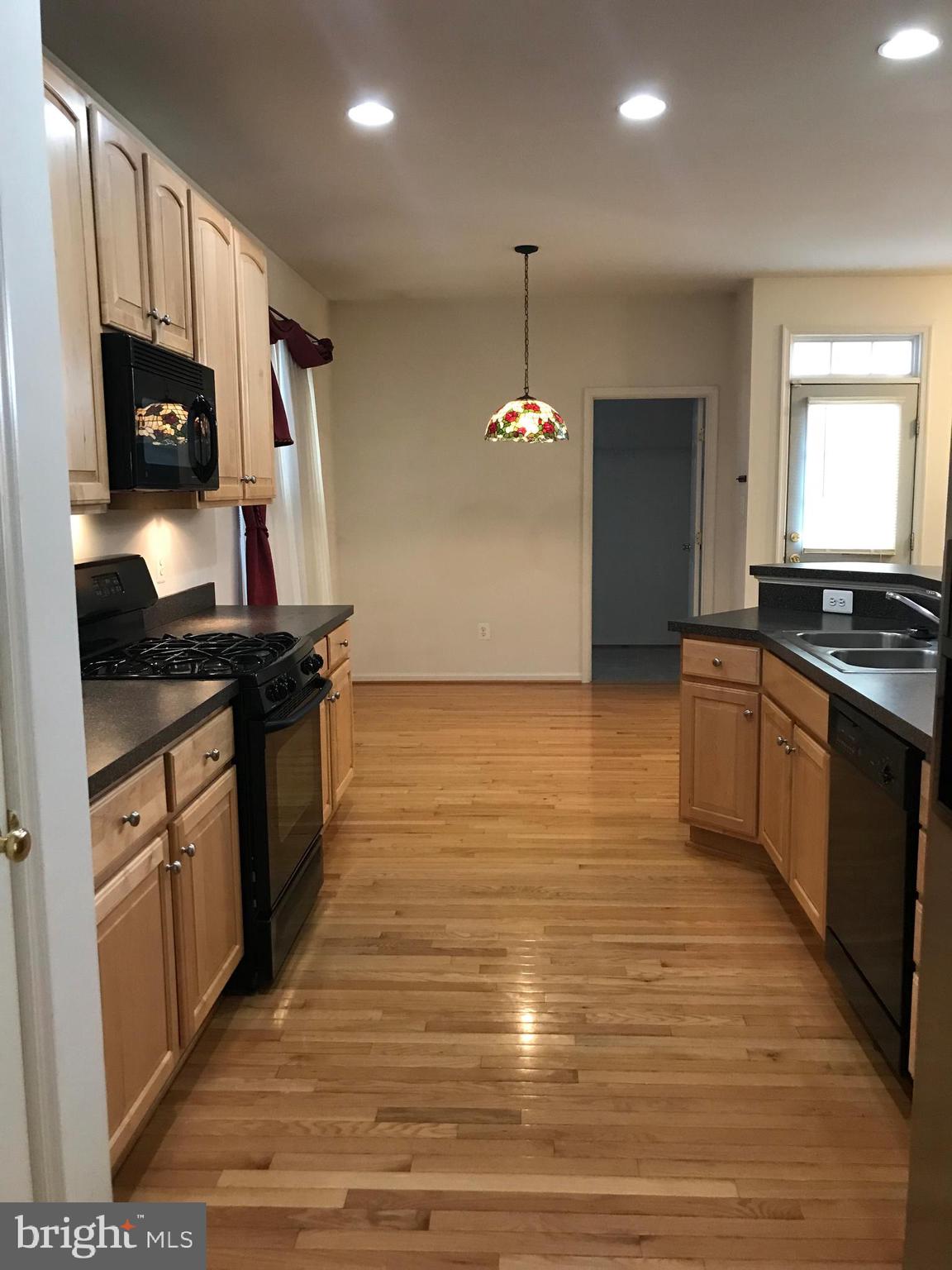 VILLAGE OF IDLEWILD - Residential Lease