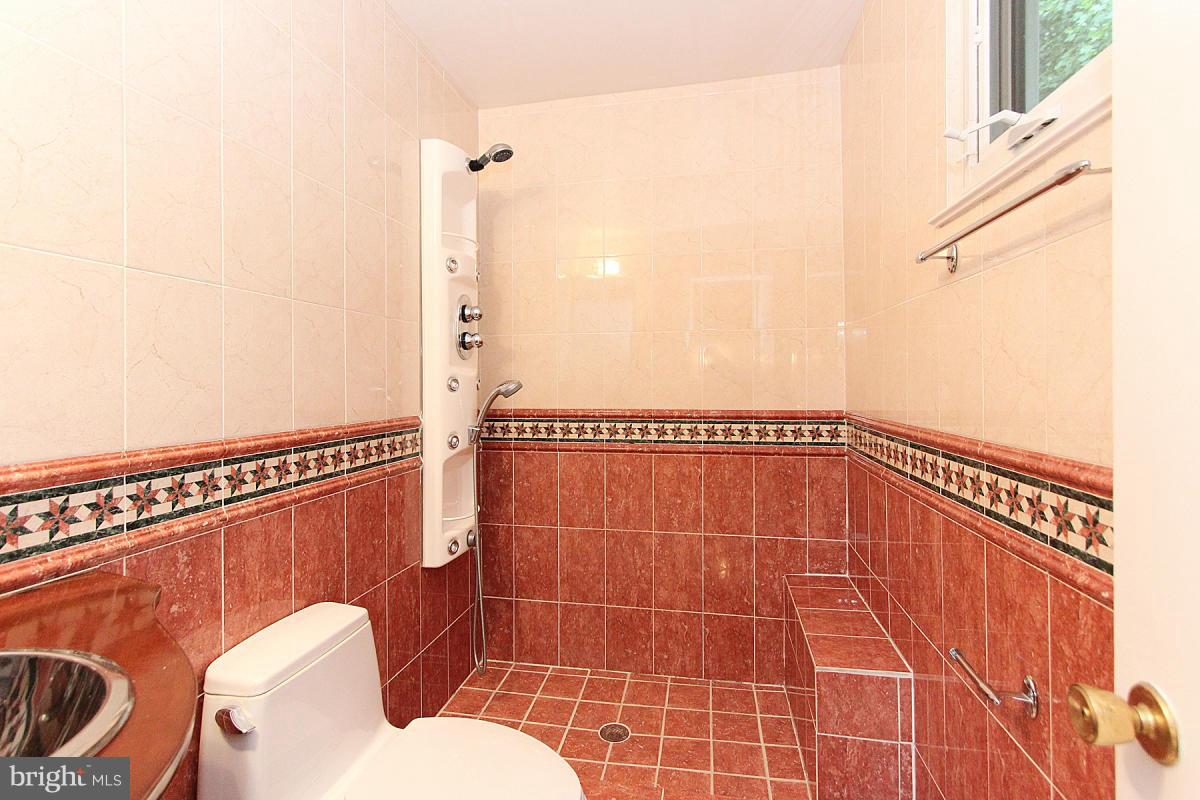 KINGS PARK WEST - Residential