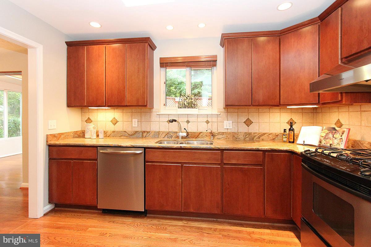 KINGS PARK WEST - Residential