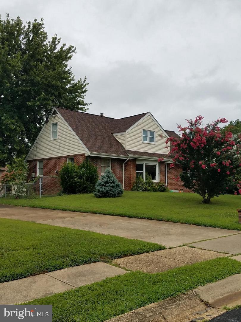 BUCKNELL MANOR - Residential Lease