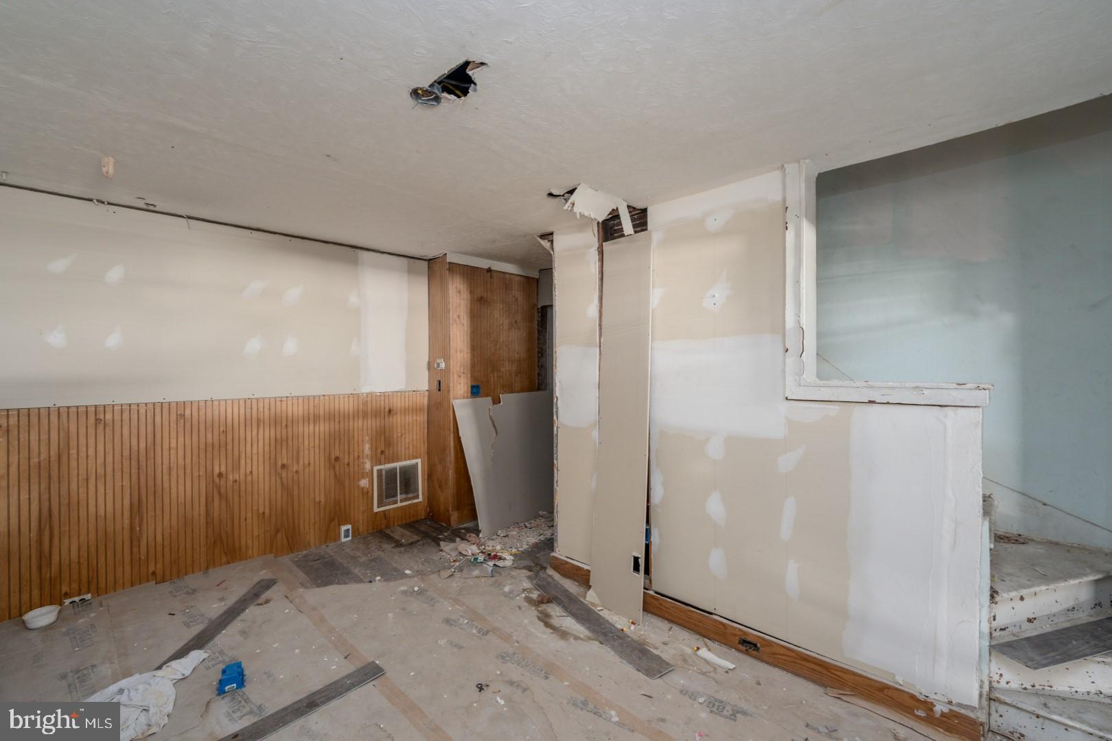 CURTIS BAY - Residential