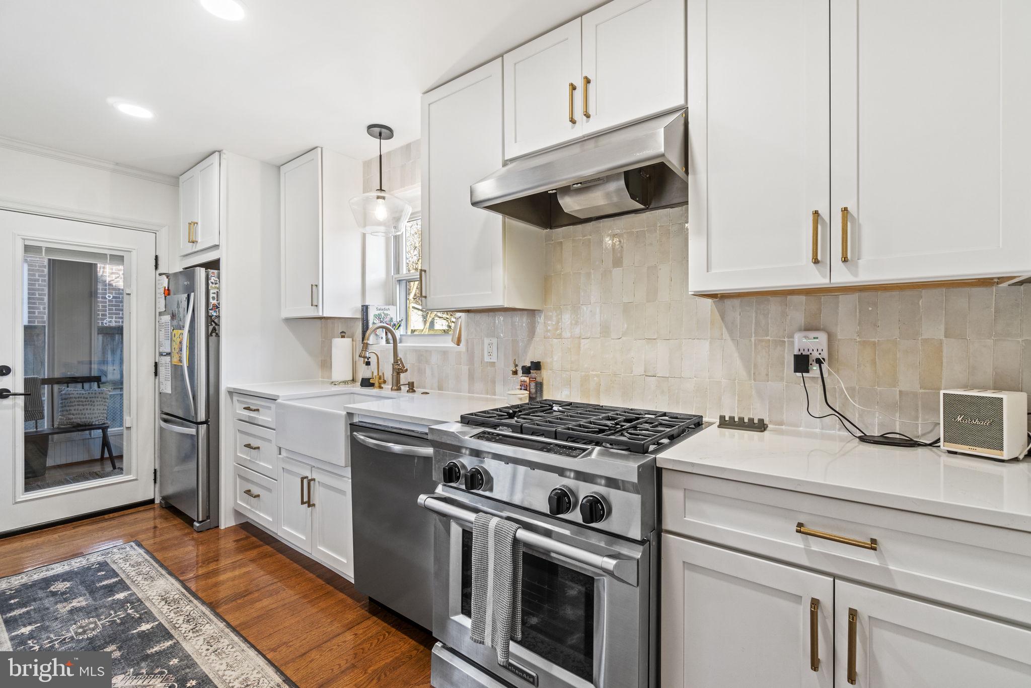 DUKE GARDENS - Residential