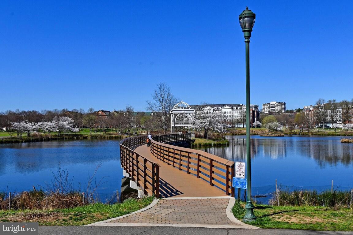 DUKE GARDENS - Residential