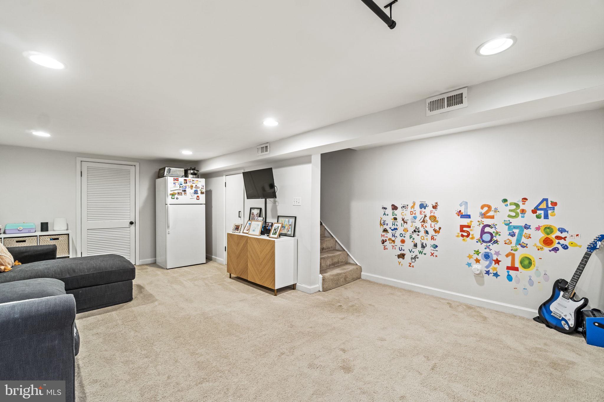 DUKE GARDENS - Residential