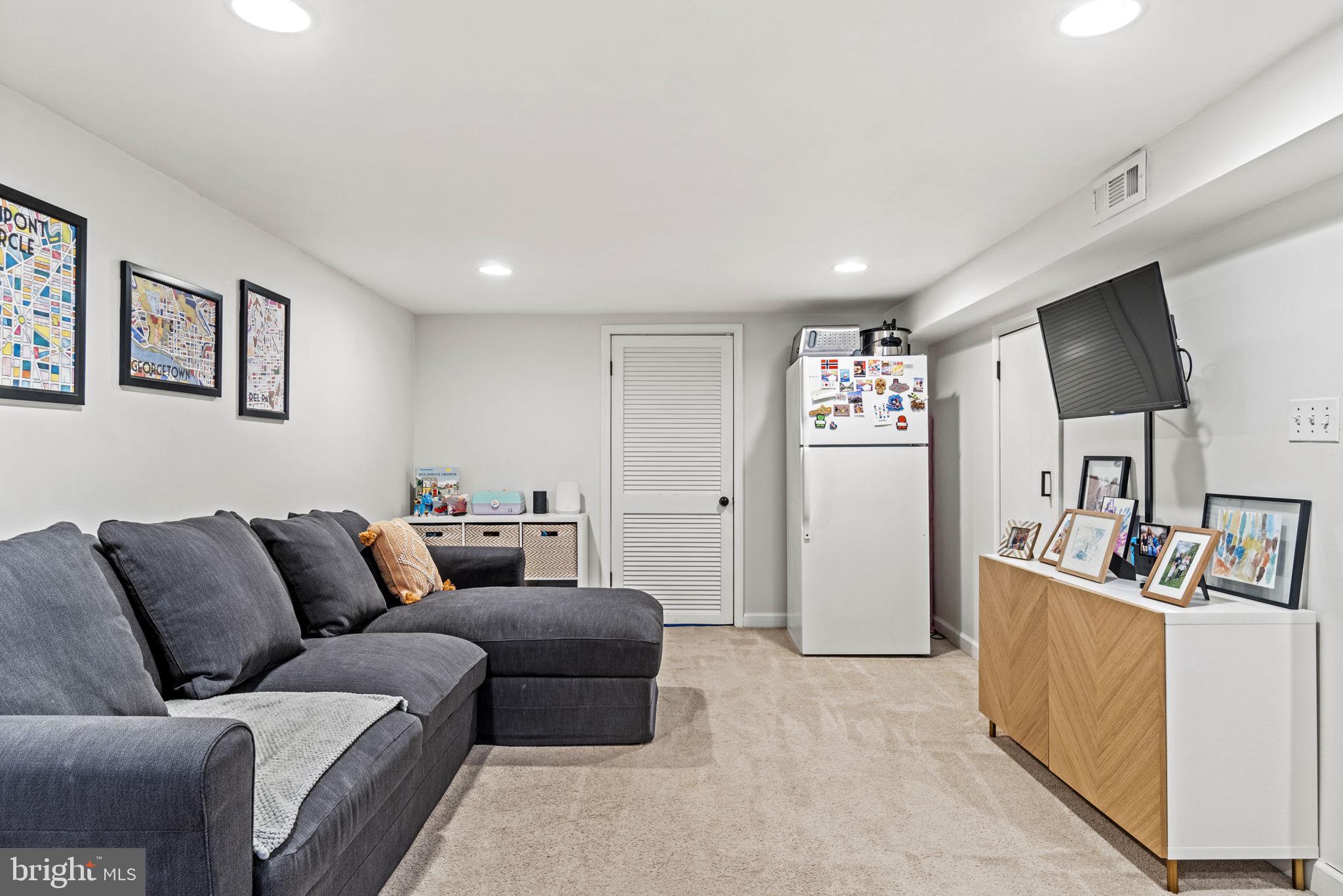 DUKE GARDENS - Residential