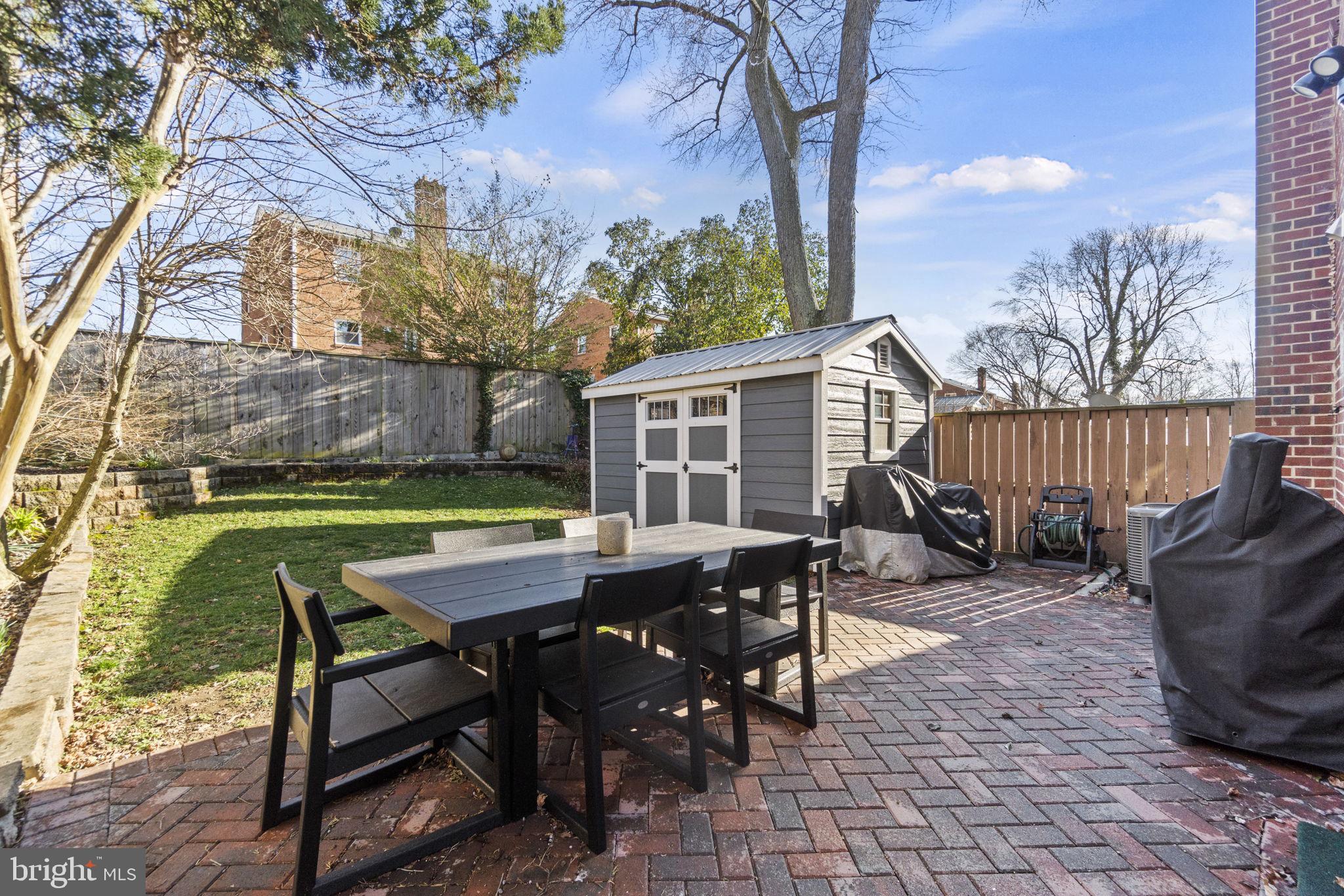 DUKE GARDENS - Residential