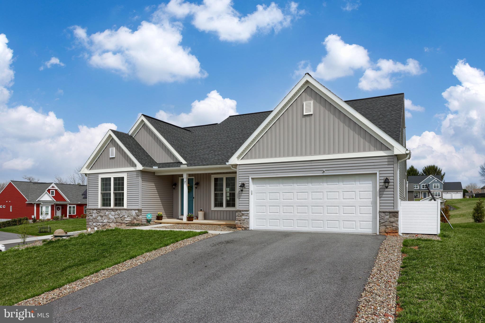 7 REIN DRIVE
