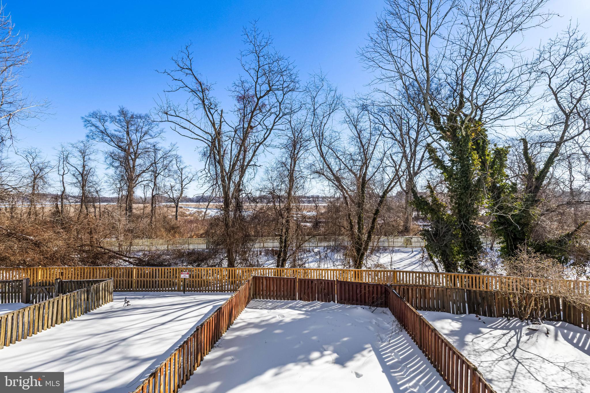 WEST SHORE - Residential