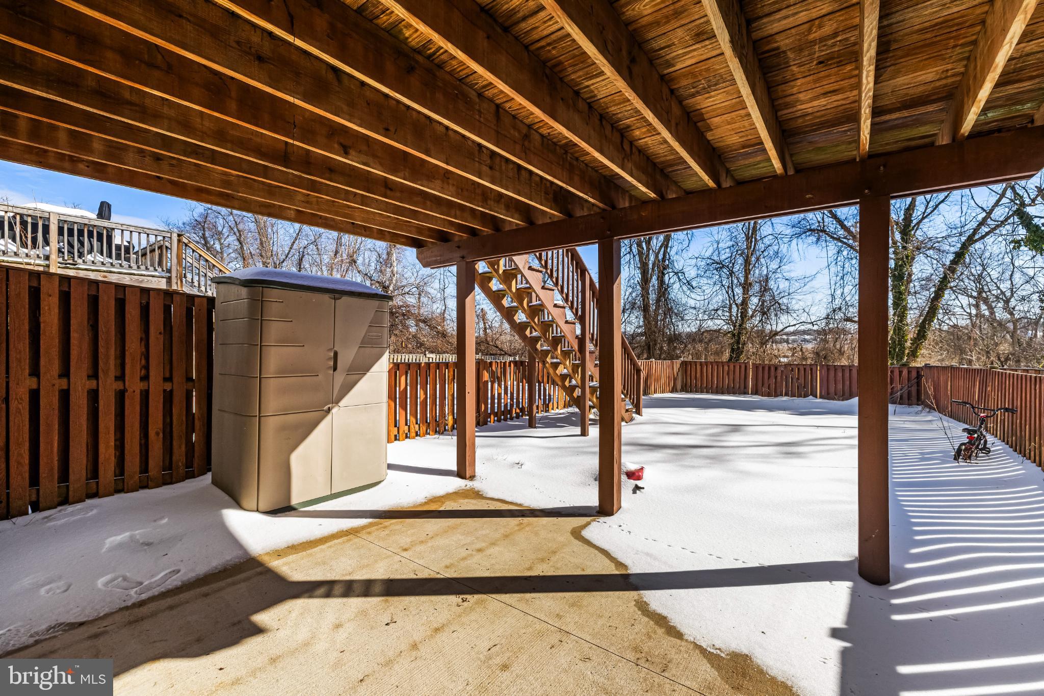 WEST SHORE - Residential