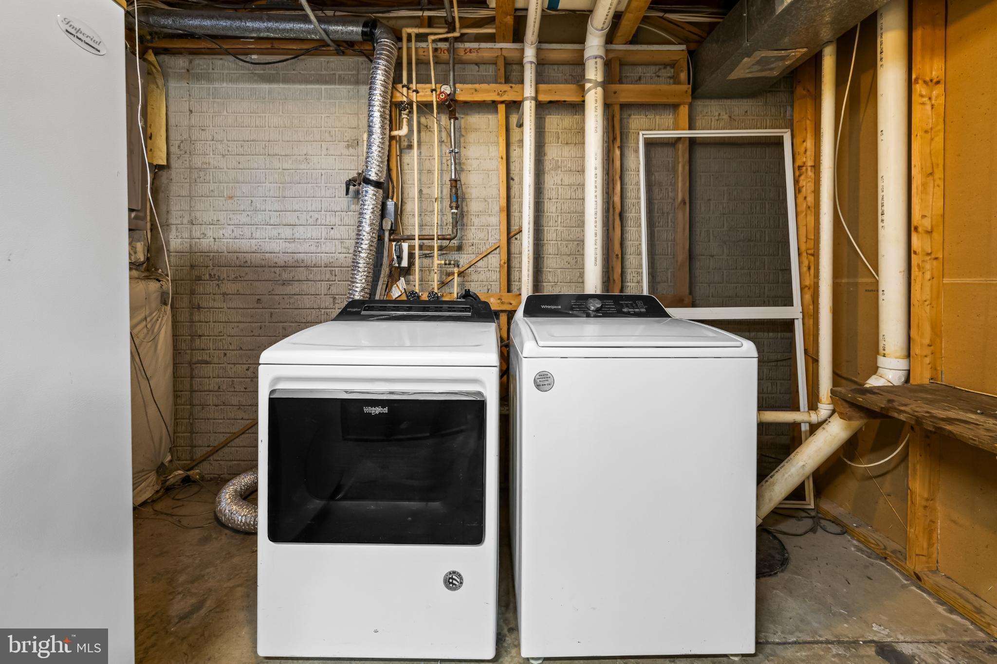 WEST SHORE - Residential