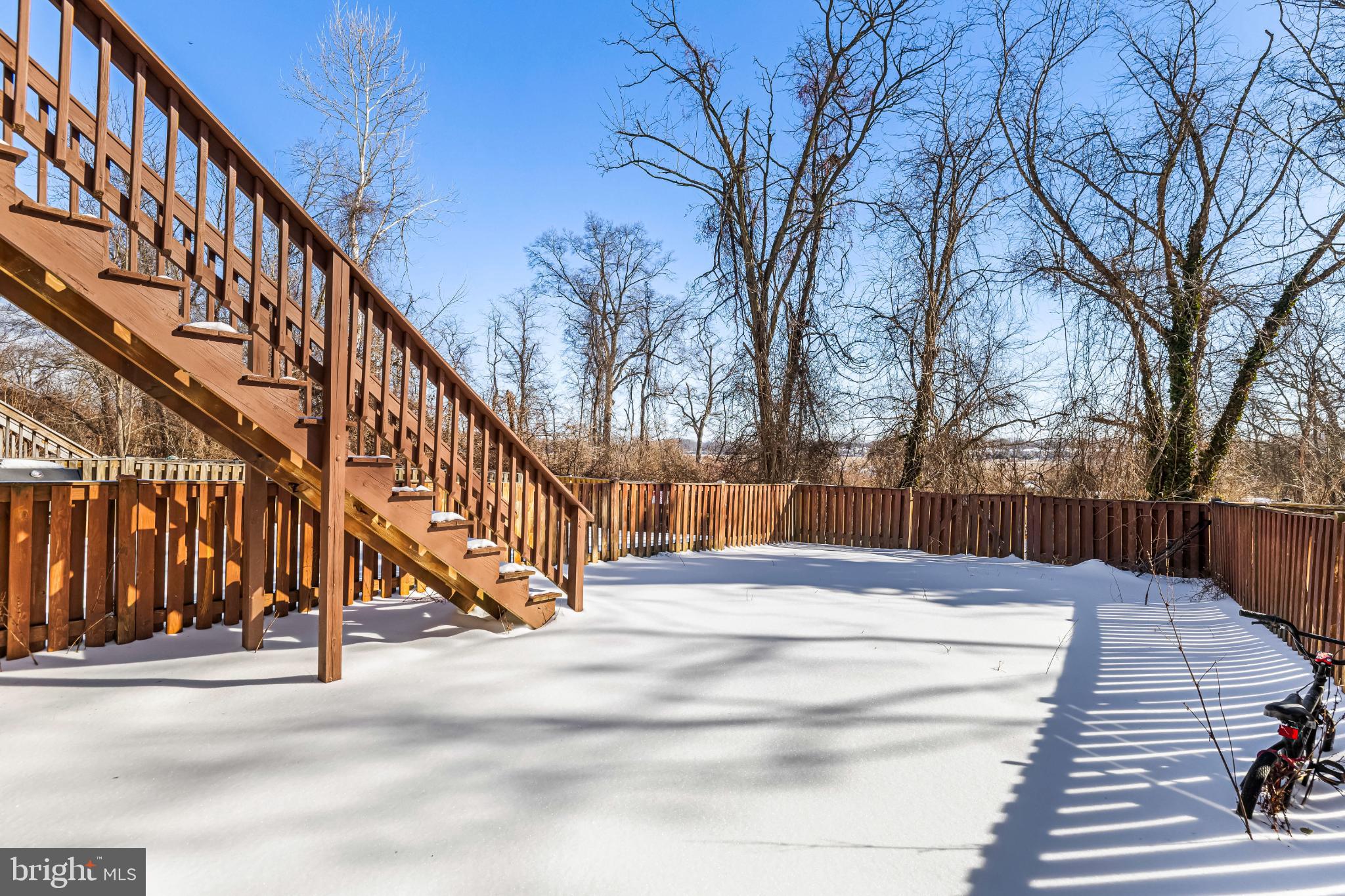 WEST SHORE - Residential