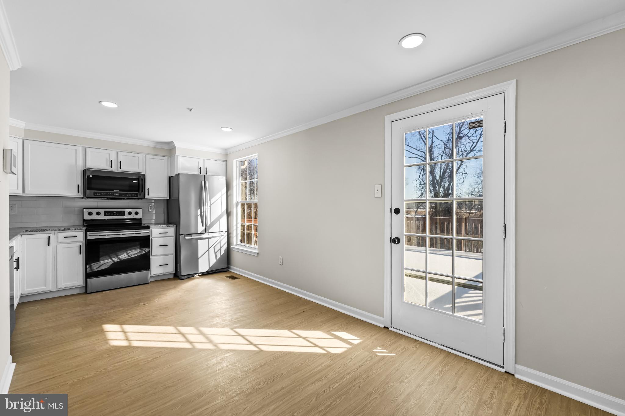 WEST SHORE - Residential