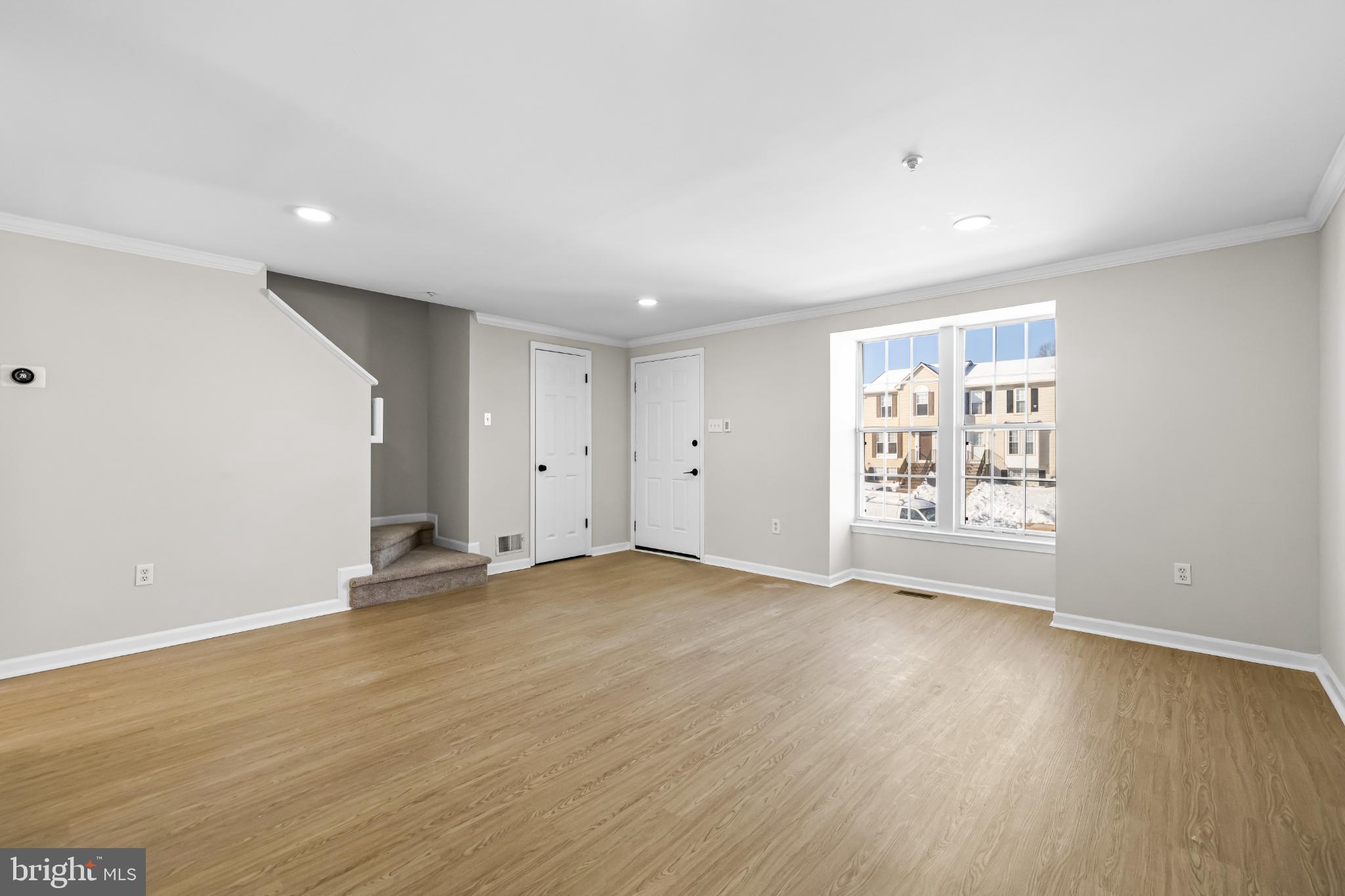 WEST SHORE - Residential