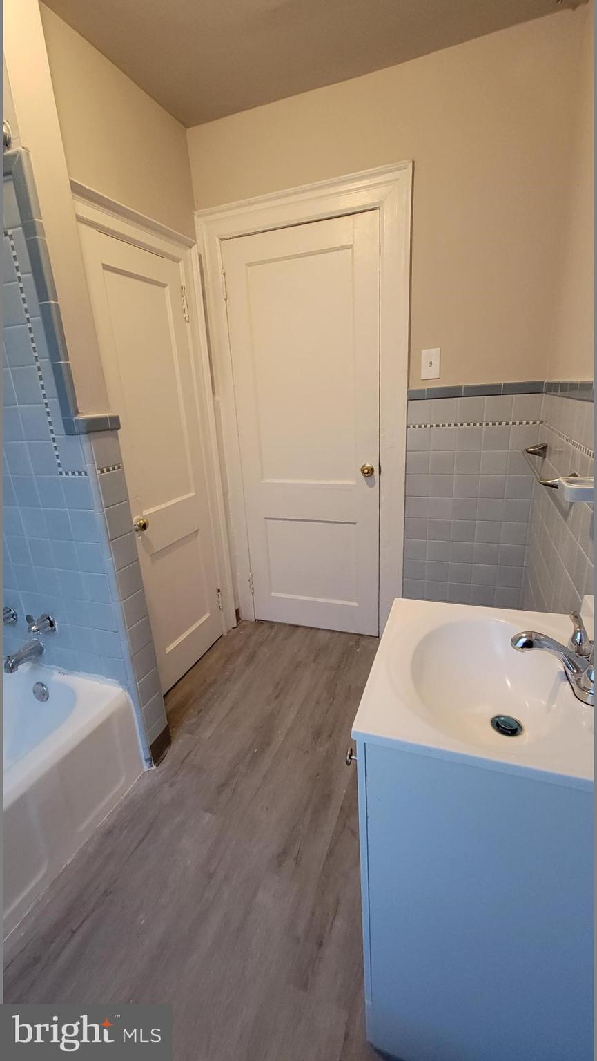 LOGAN - Residential Lease