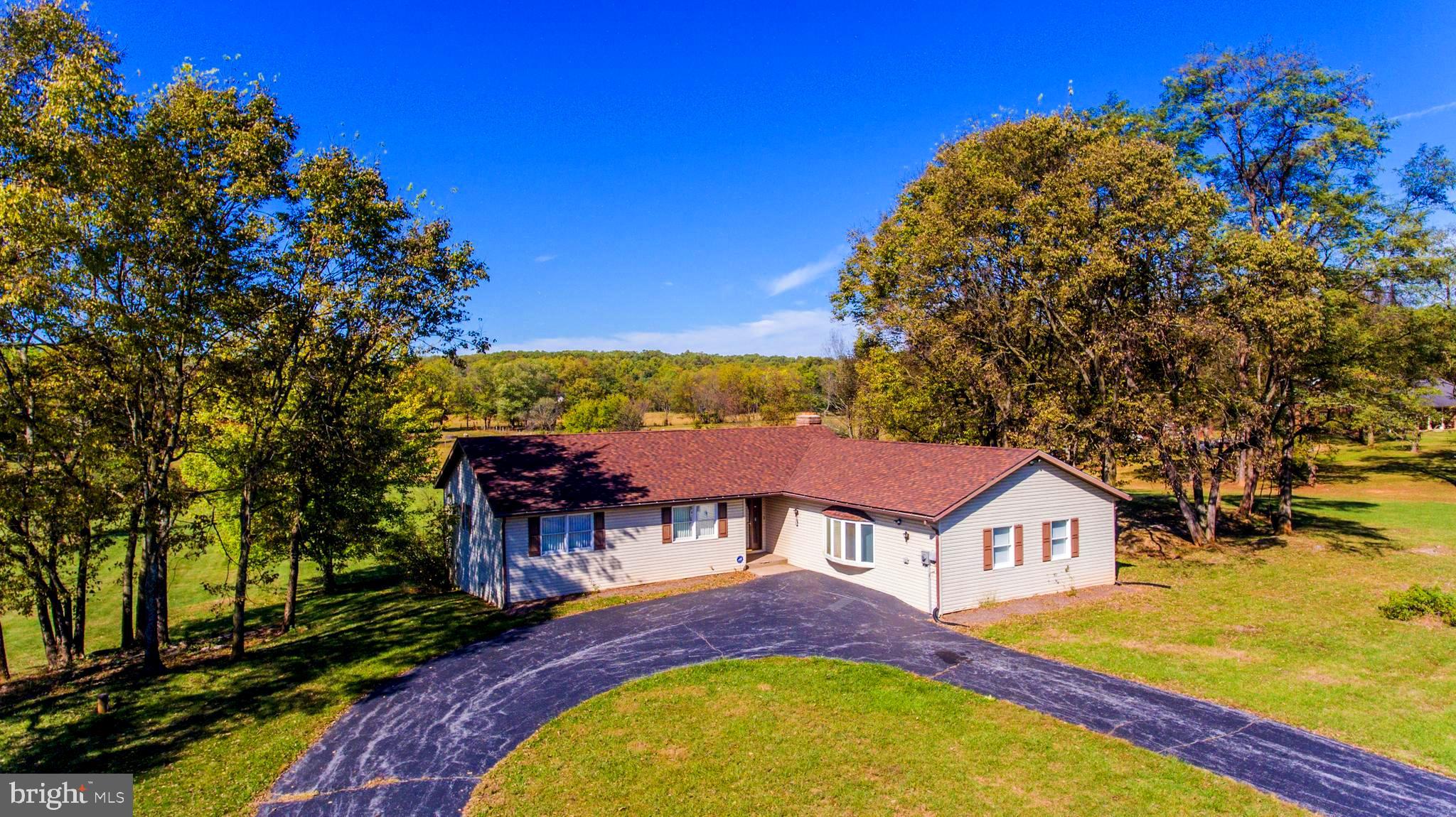 GOLDEN MEADOWS - Residential