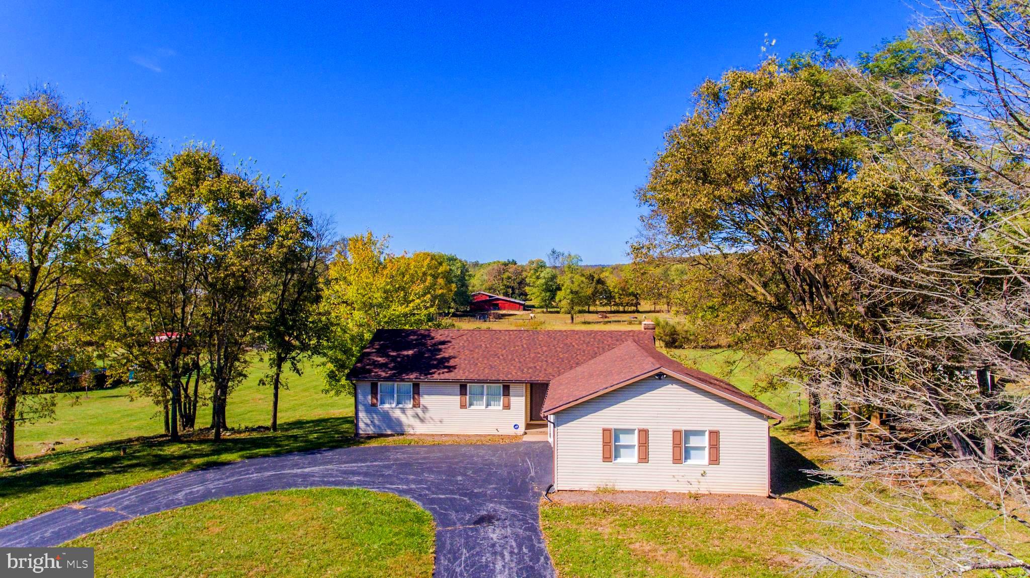 GOLDEN MEADOWS - Residential