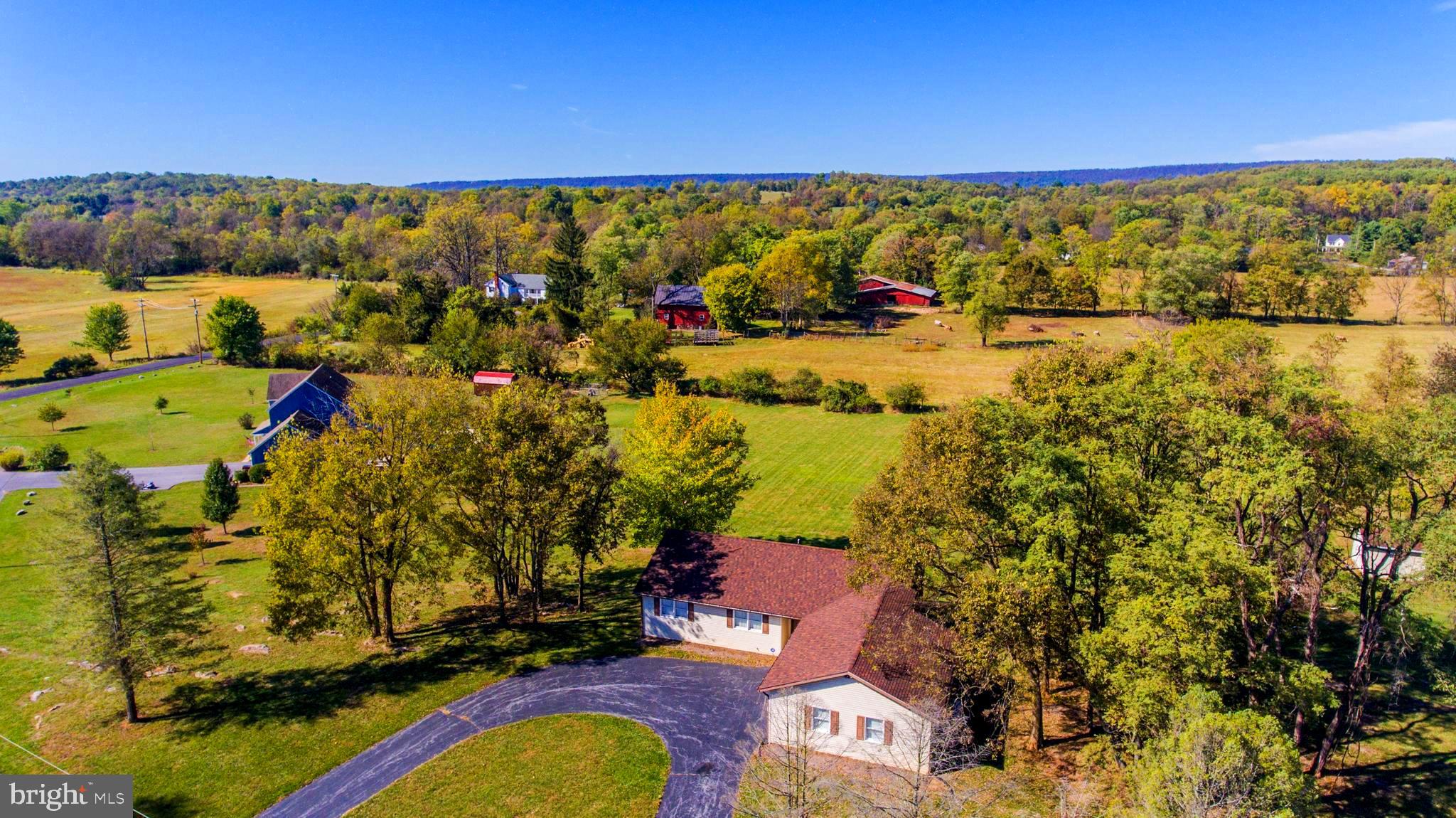 GOLDEN MEADOWS - Residential