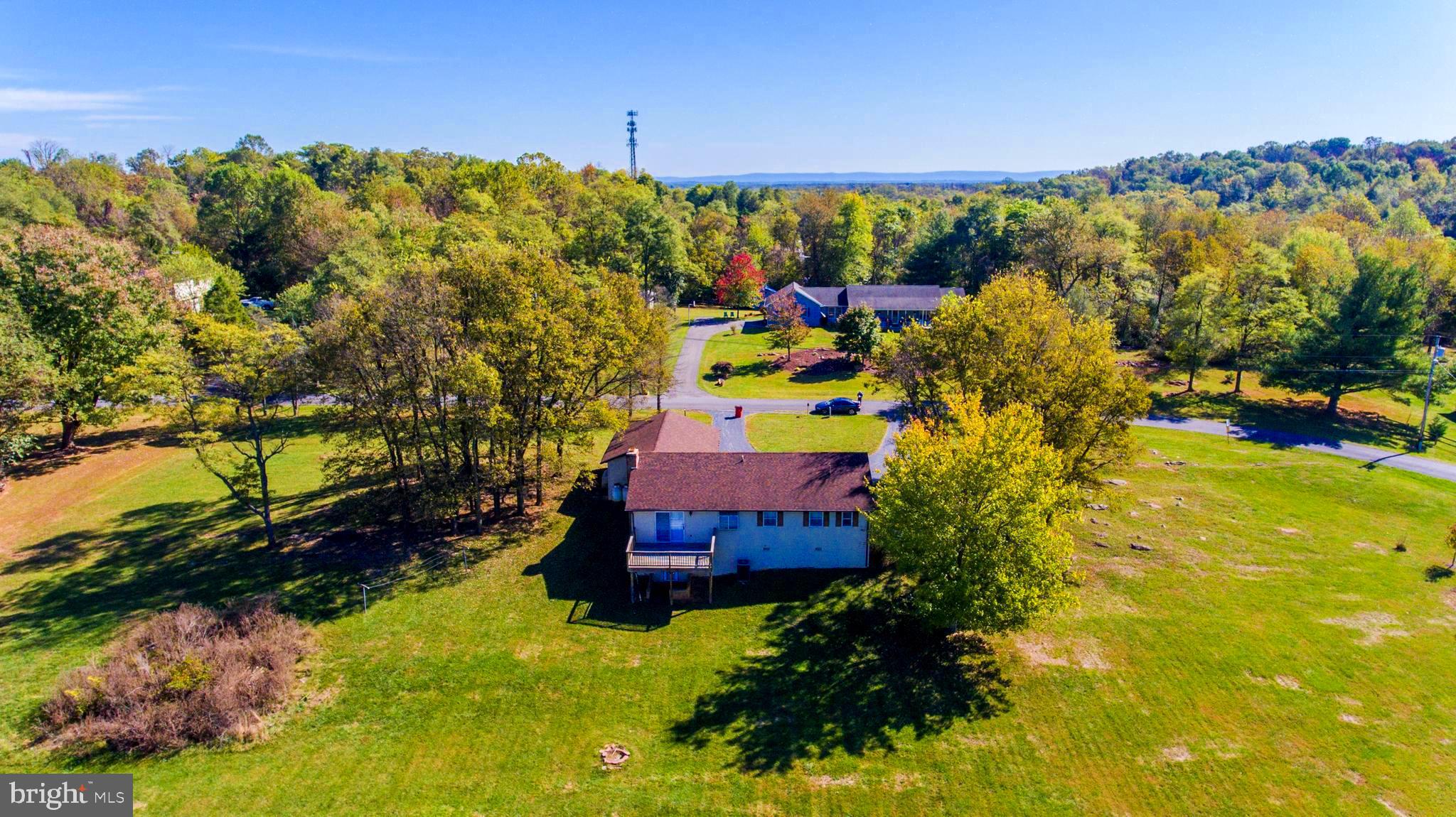 GOLDEN MEADOWS - Residential