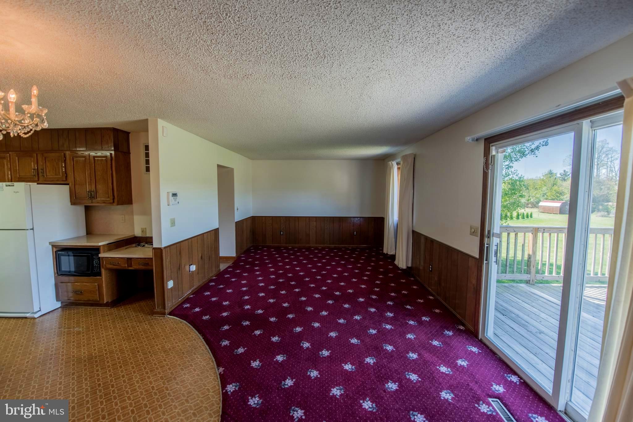 GOLDEN MEADOWS - Residential