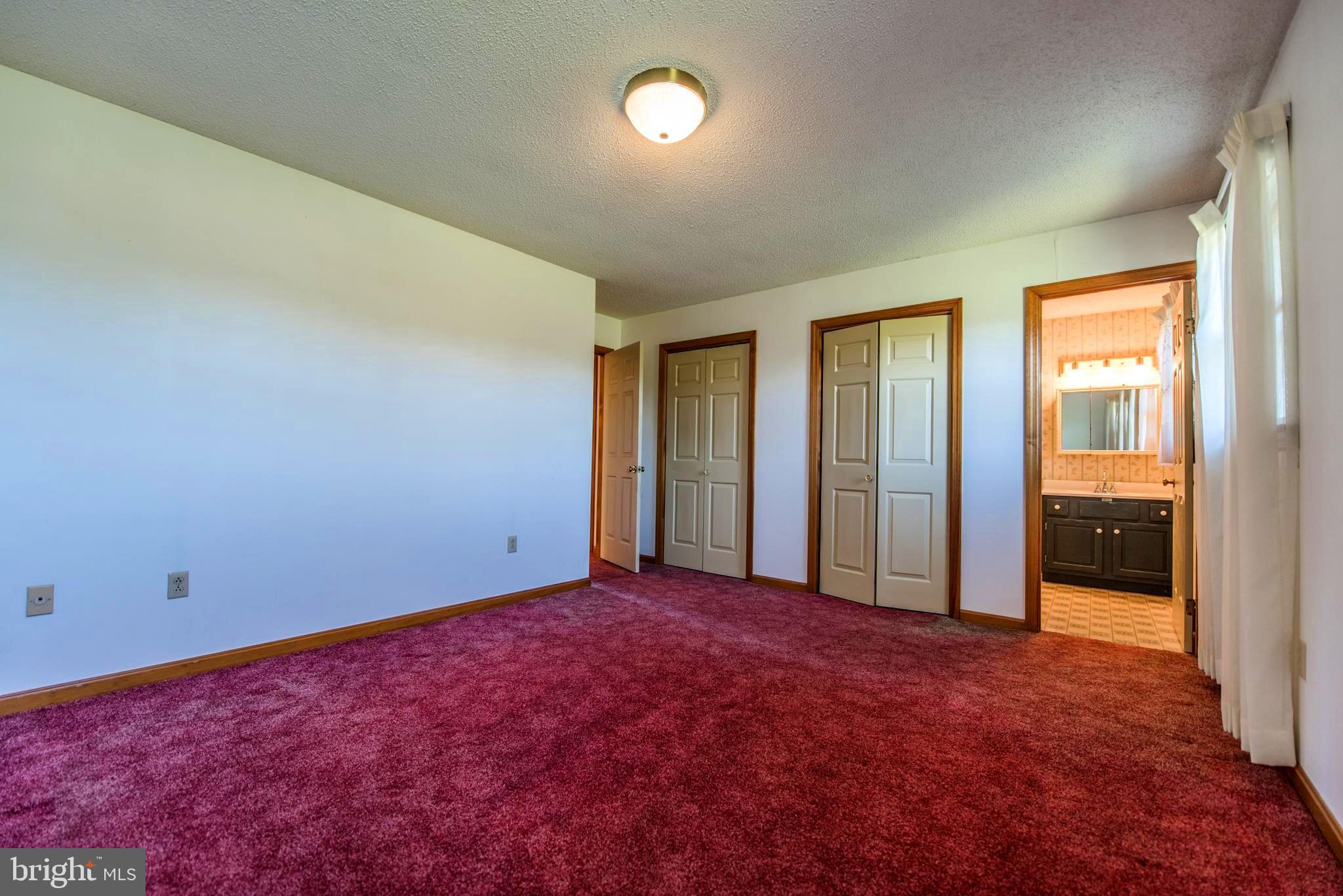 GOLDEN MEADOWS - Residential