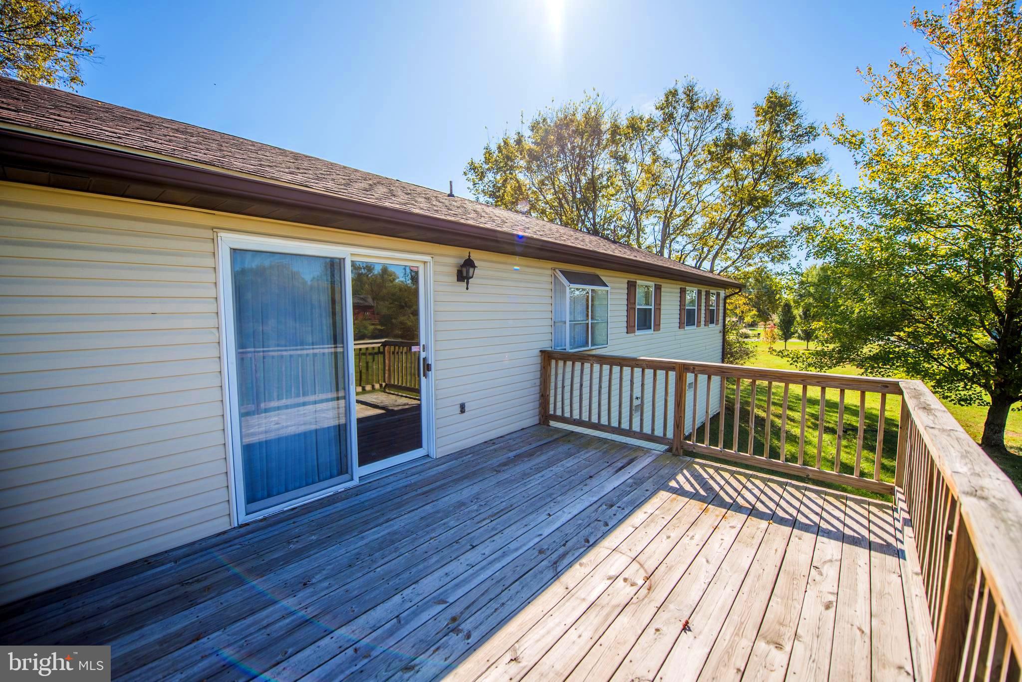 GOLDEN MEADOWS - Residential