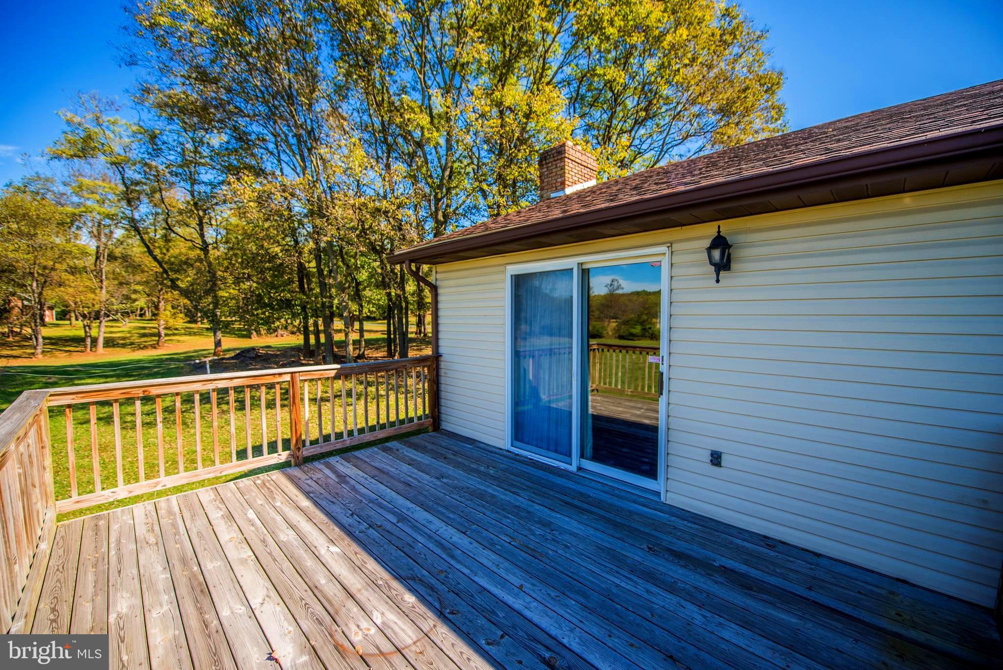 GOLDEN MEADOWS - Residential