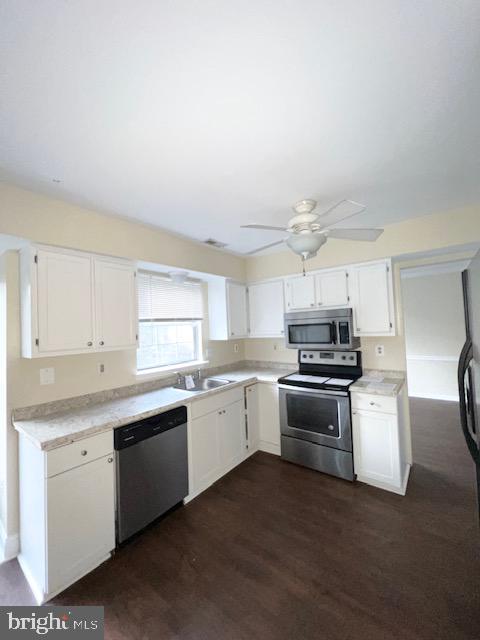 ST CHARLES SUB - HAMPSHIRE - Residential