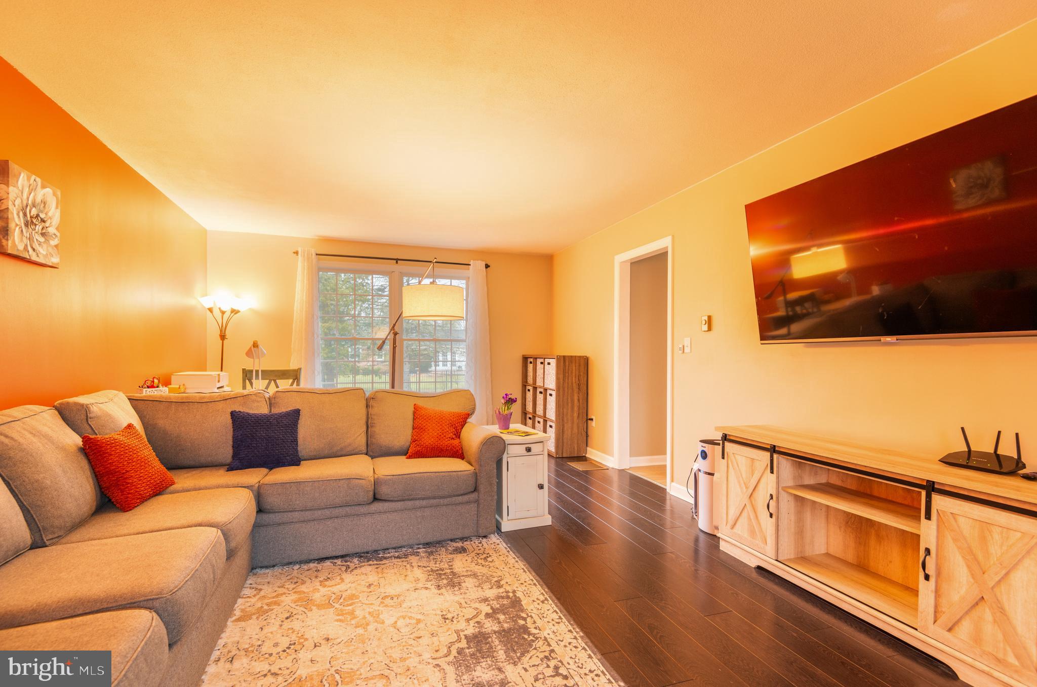 CENTRE HILLS - Residential