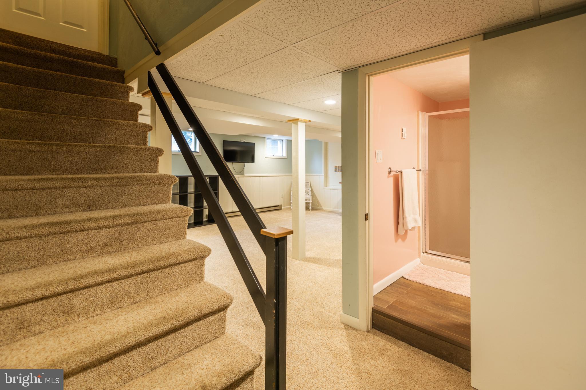 CENTRE HILLS - Residential