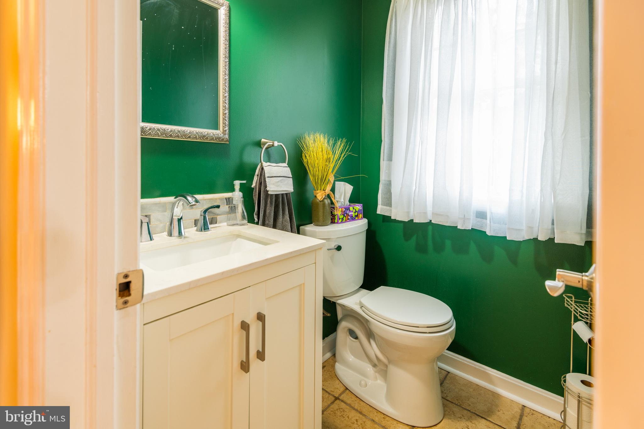 CENTRE HILLS - Residential