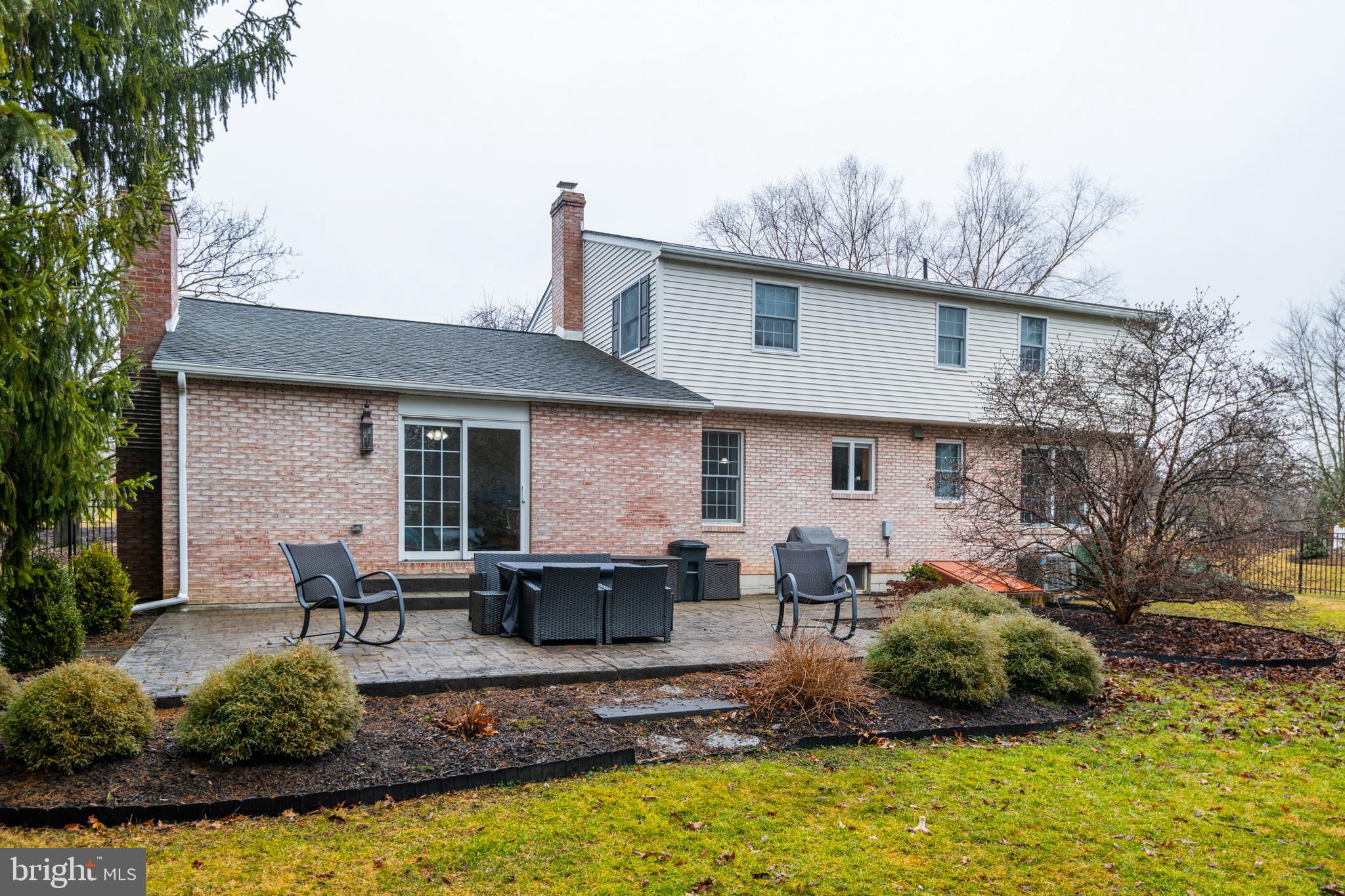 CENTRE HILLS - Residential