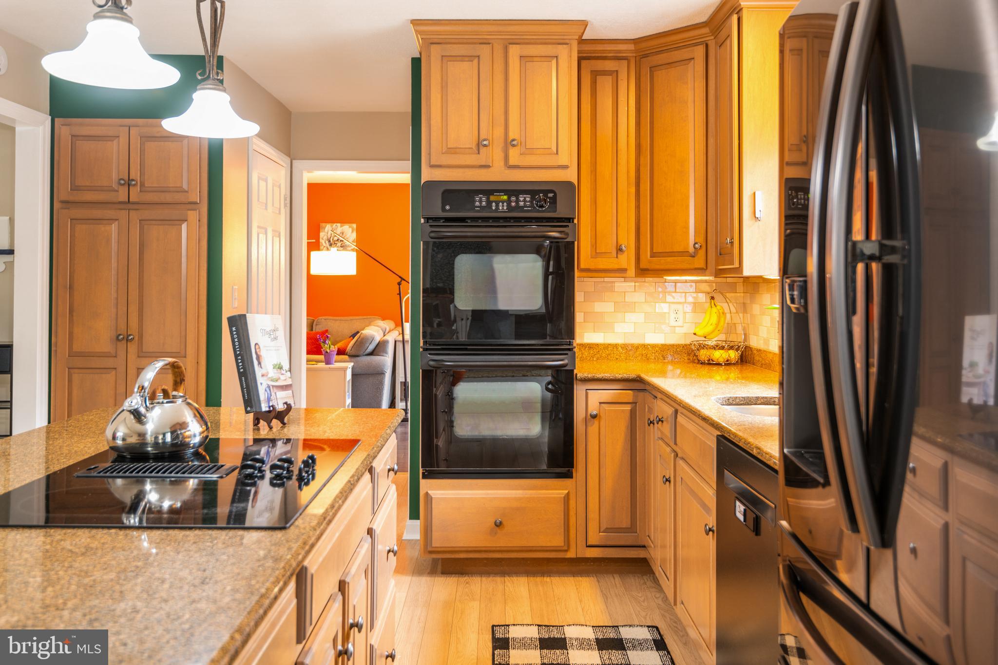 CENTRE HILLS - Residential