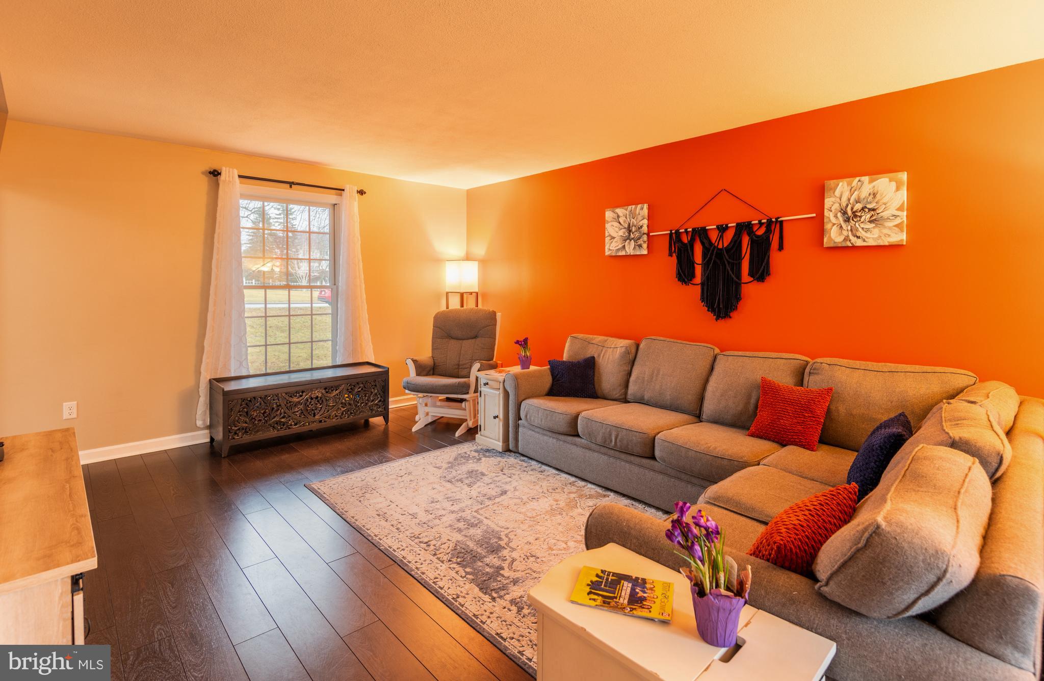 CENTRE HILLS - Residential